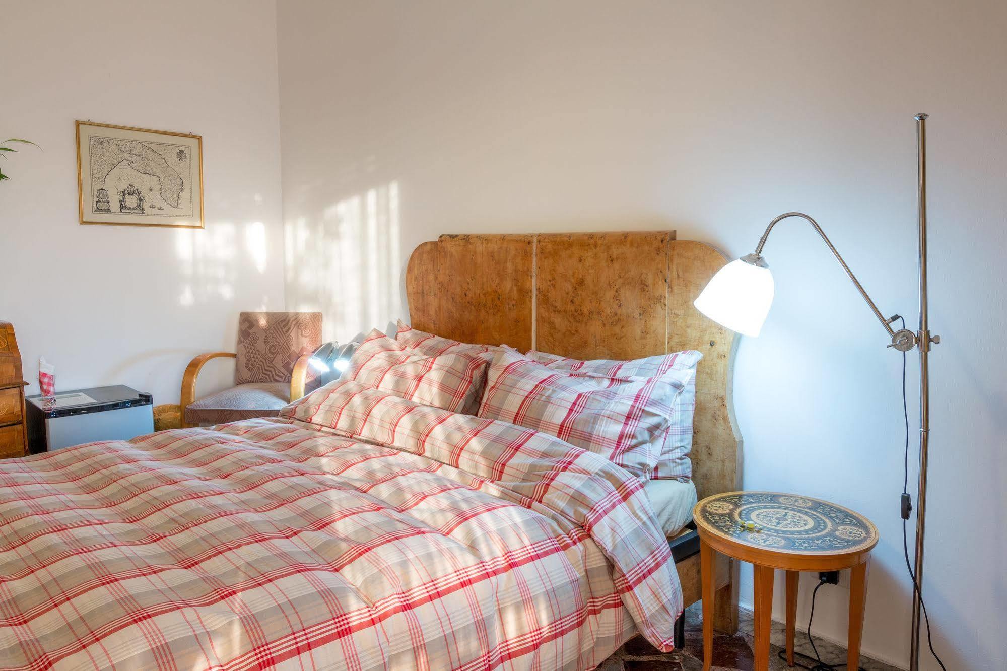 Bed and Breakfast Larala' Lecce Esterno foto